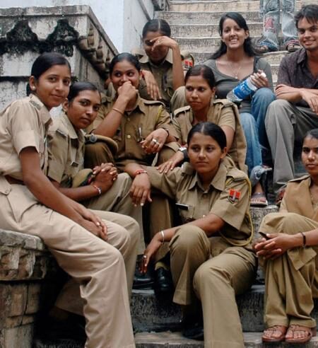 HOW TO FILE AN FIR IN POLICE STATION